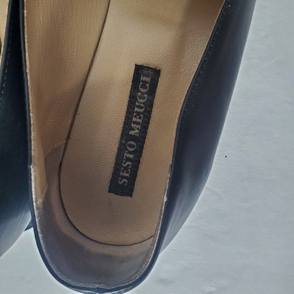 Sesto Meucci Black Loafer Flats - Picture 7 of 8